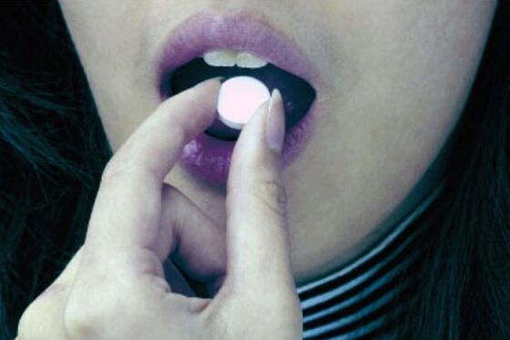 Tomar medicamentos especiais para o tratamento de helmintíases